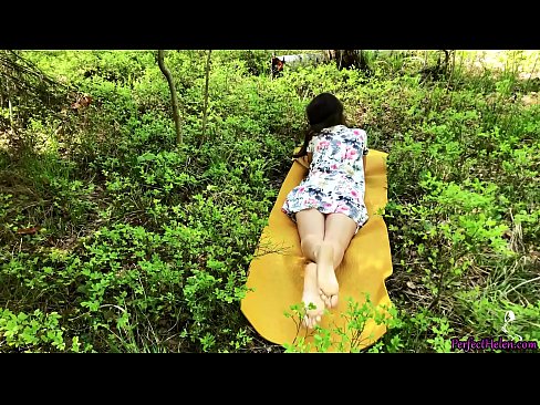 ❤️ Stranger on Tinder Masturbates My Pussy and Fucks Passionately in the woods (En främling på Tinder onanerar min fitta och knullar passionerat i skogen) ️ Sexvideo at sv.marketapp.top